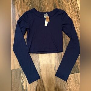 PINK Victoria's Secret Navy Crop Top